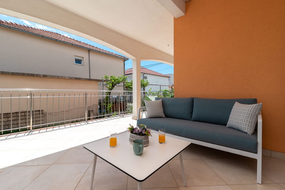Apartment Amore - Unit 375806-13