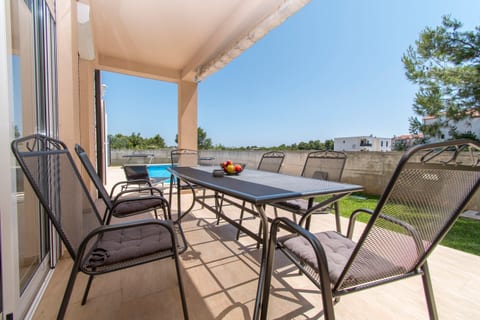 Apartments Pavlović - Unit 375810-13