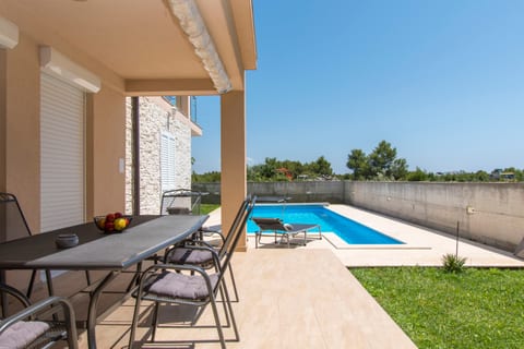 Apartments Pavlović - Unit 375810-13