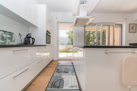 Apartments Pavlović - Unit 375810-13