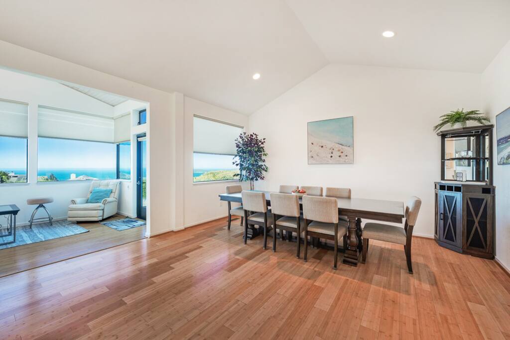 Breezy Ocean View 3BR 2.5BA House - Step-Free Stay