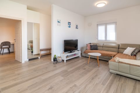 Apartment Krtica - Unit 371316-13