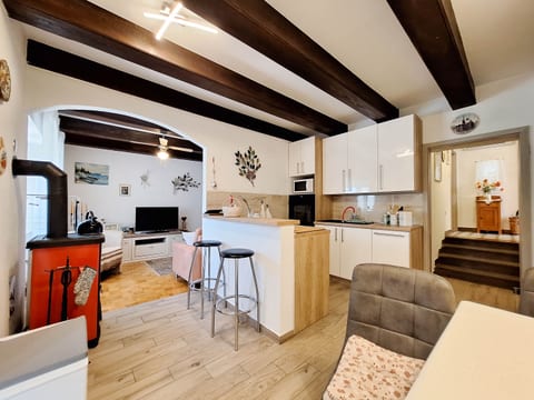 Apartment Emma - Unit 375804-13