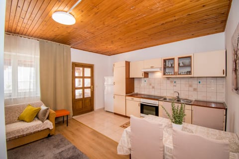 Apartments Neve - Unit 375834-13