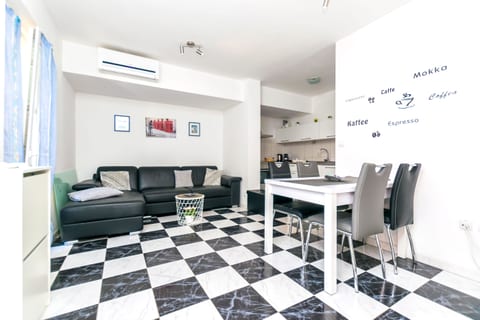 Apartment Fontana - Unit 375855-13