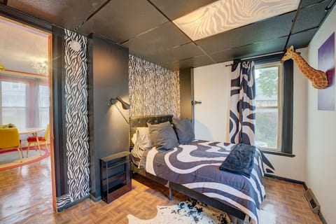 Bedroom Downstairs I Full sized Bed