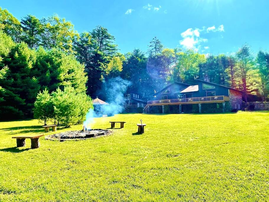 spacious-home-on-5-acres-2-hrs-to-nyc/