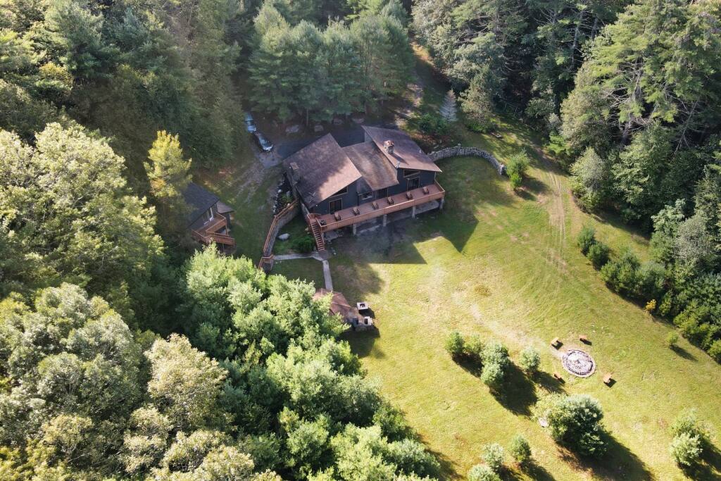 spacious-home-on-5-acres-2-hrs-to-nyc/