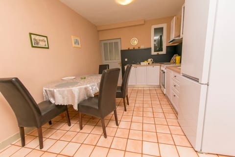 Apartments Selma - Unit 375878-13