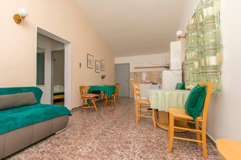 Apartments Selma - Unit 375879-13