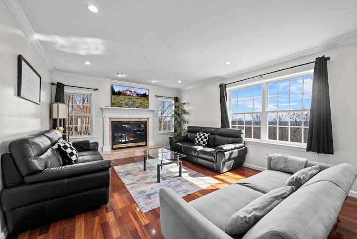 spacious-6br-villa-serene-scenic-mountain-escape/