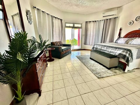 Ocean View King-bed with Jaccuzi