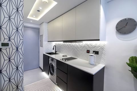 Classy & Bright - Studio - JLT
