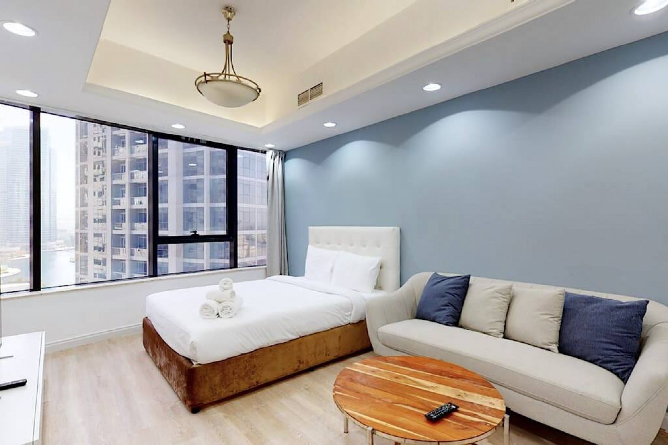 spacious-and-serene-studio-jlt/