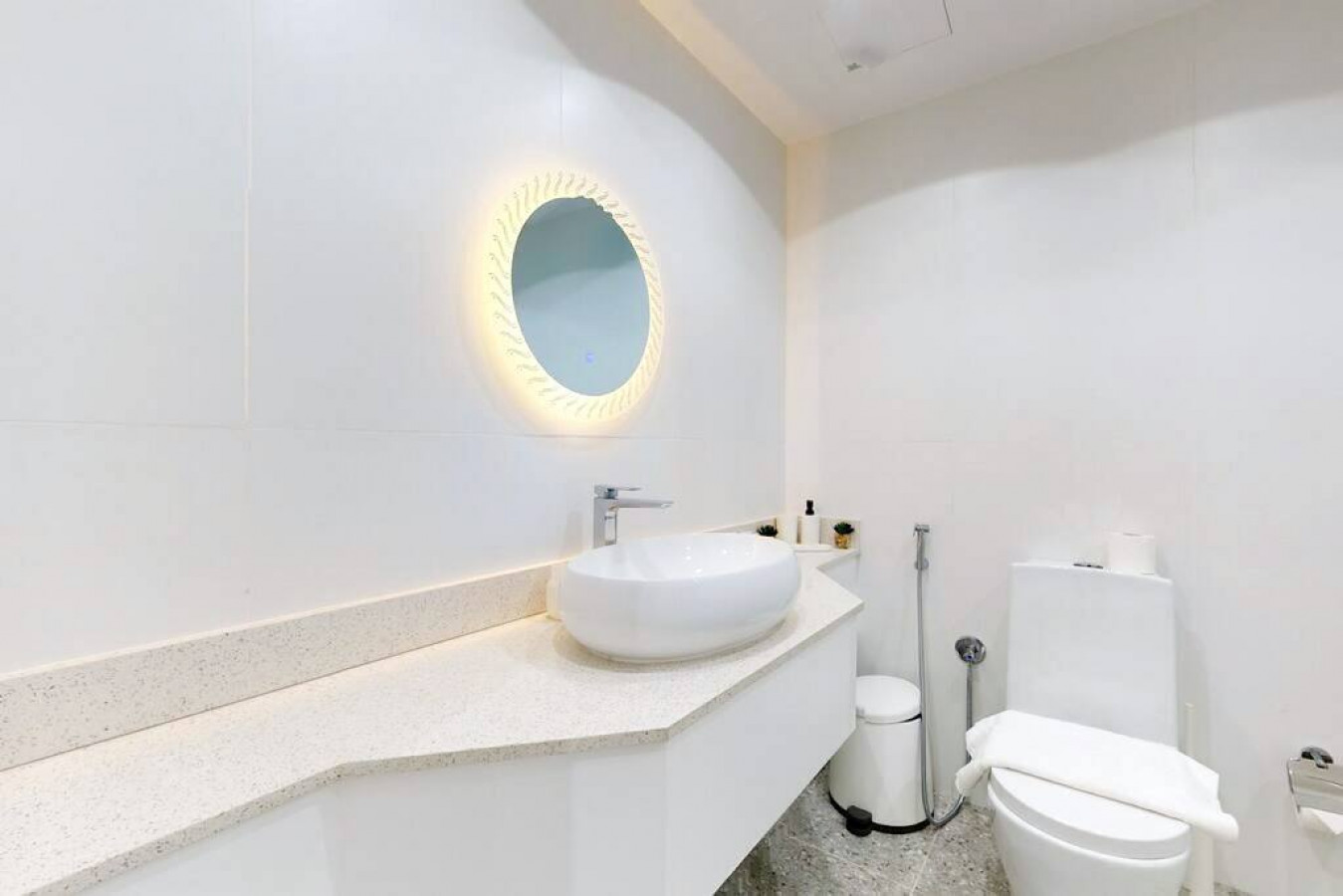 Spacious & Serene - Studio - JLT - Tecom - Dubai - United Arab Emirates