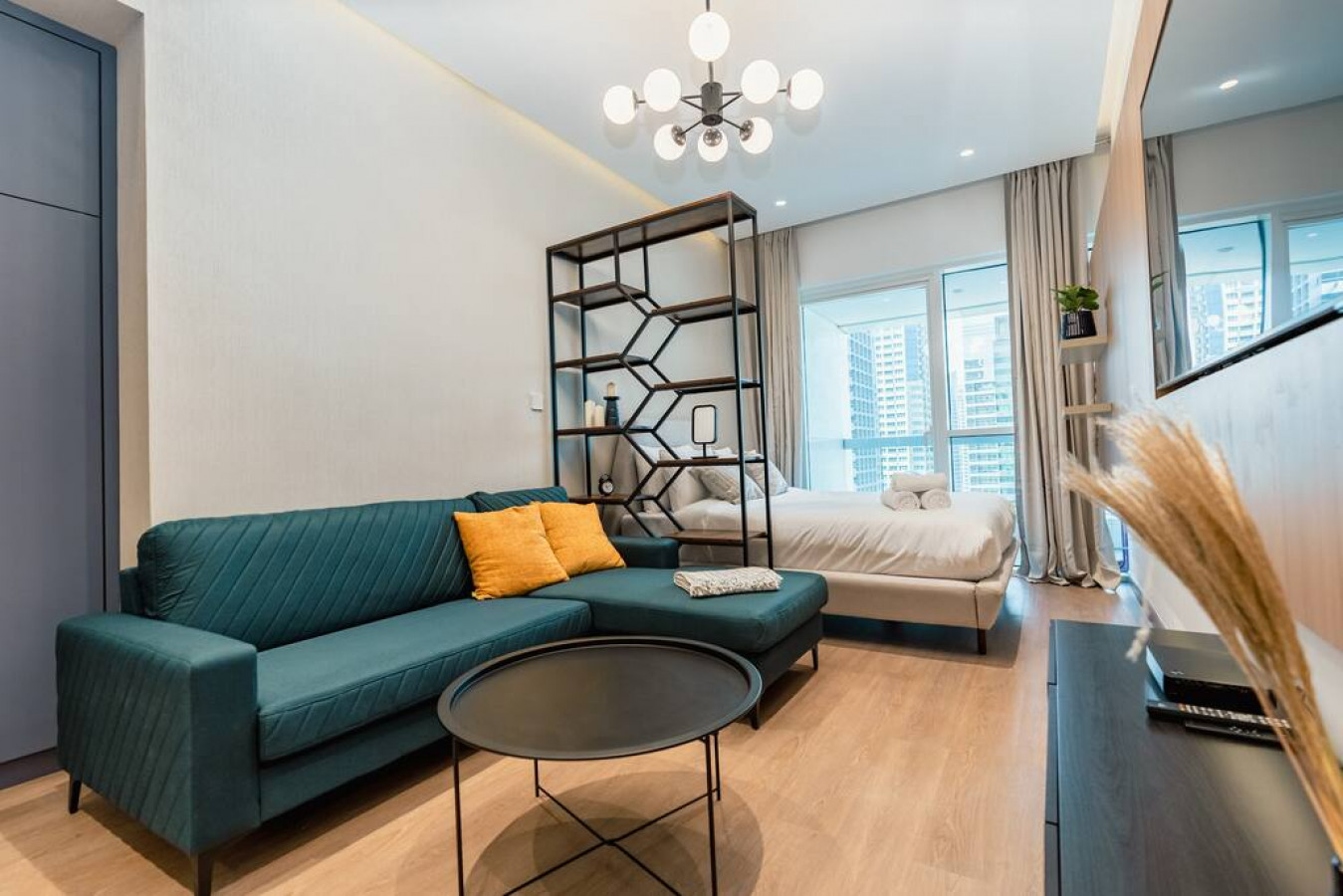 Stylish and Sleek - Studio - JLT - Tecom - Dubai - United Arab Emirates