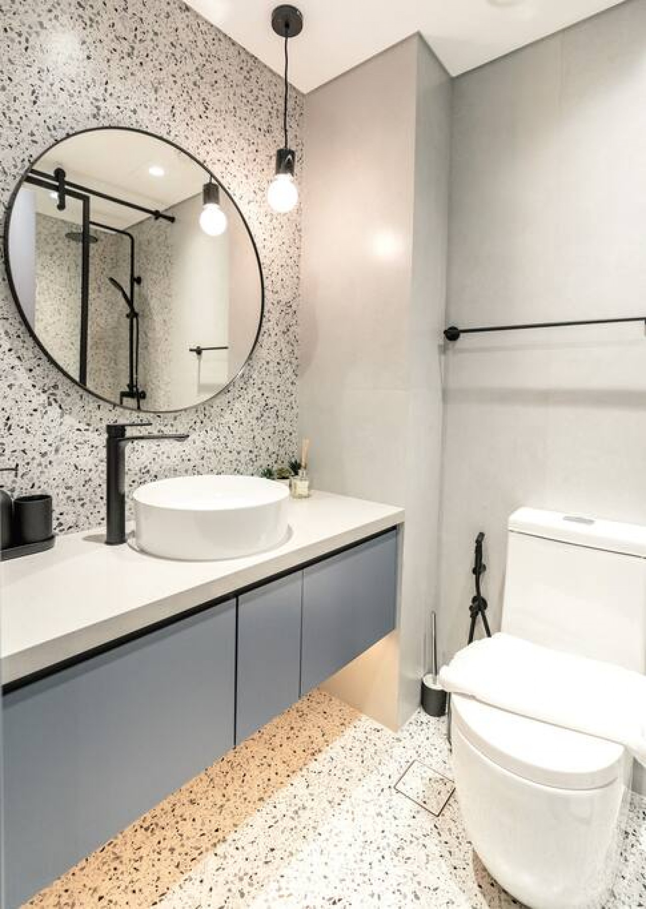 Stylish and Sleek - Studio - JLT - Tecom - Dubai - United Arab Emirates