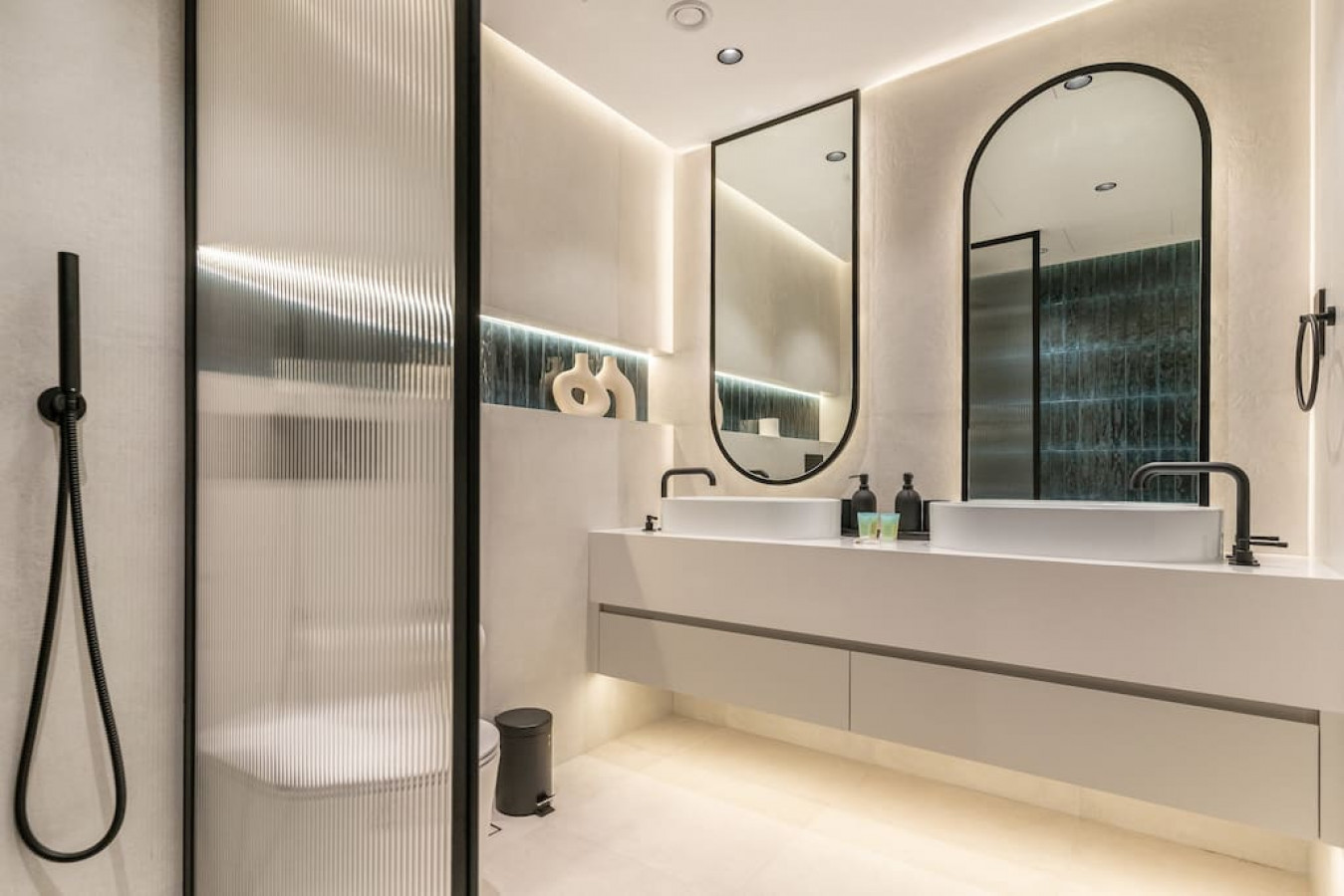 Bright & Modern - 4BR - Dubai Marina - Tecom - Dubai - United Arab Emirates