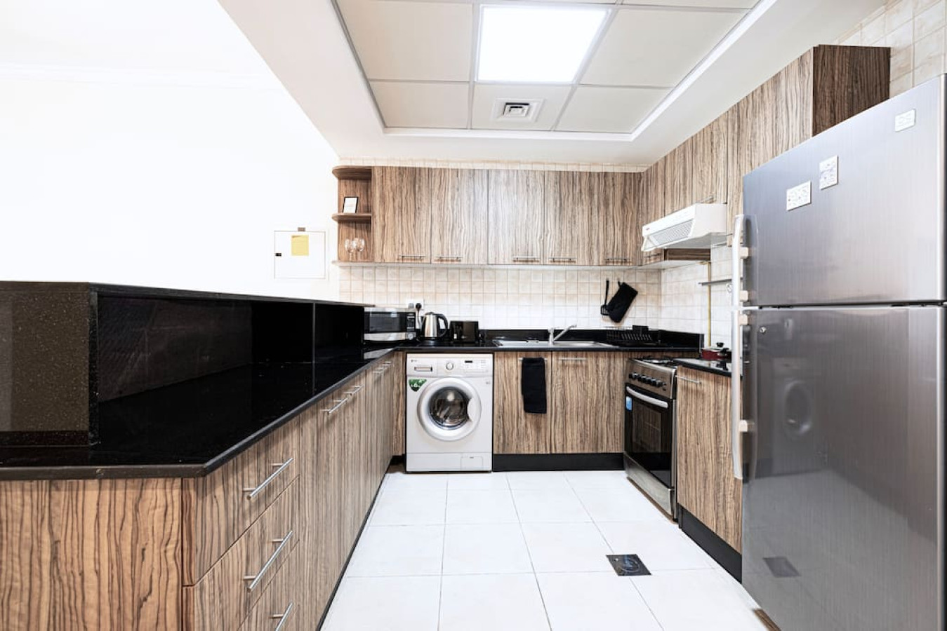 Spacious 1bdr - near Burj Khalifa - Downtown - Tecom - Dubai - United Arab Emirates