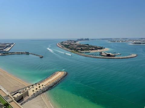 OFFER! Opulent & Chic - 1BR - Beachfront