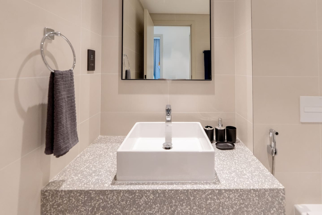 OFFER! Classy & Modern - 1BR - Beachfront - Tecom - Dubai - United Arab Emirates