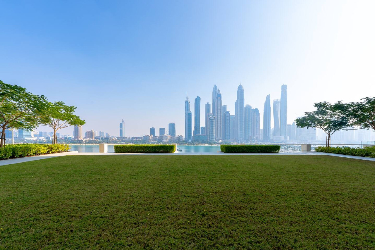 OFFER! Classy & Modern - 1BR - Beachfront - Tecom - Dubai - United Arab Emirates