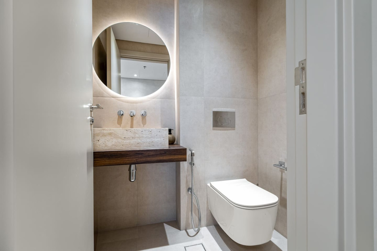 Luxury Living 3BR Marina View - Tecom - Dubai - United Arab Emirates