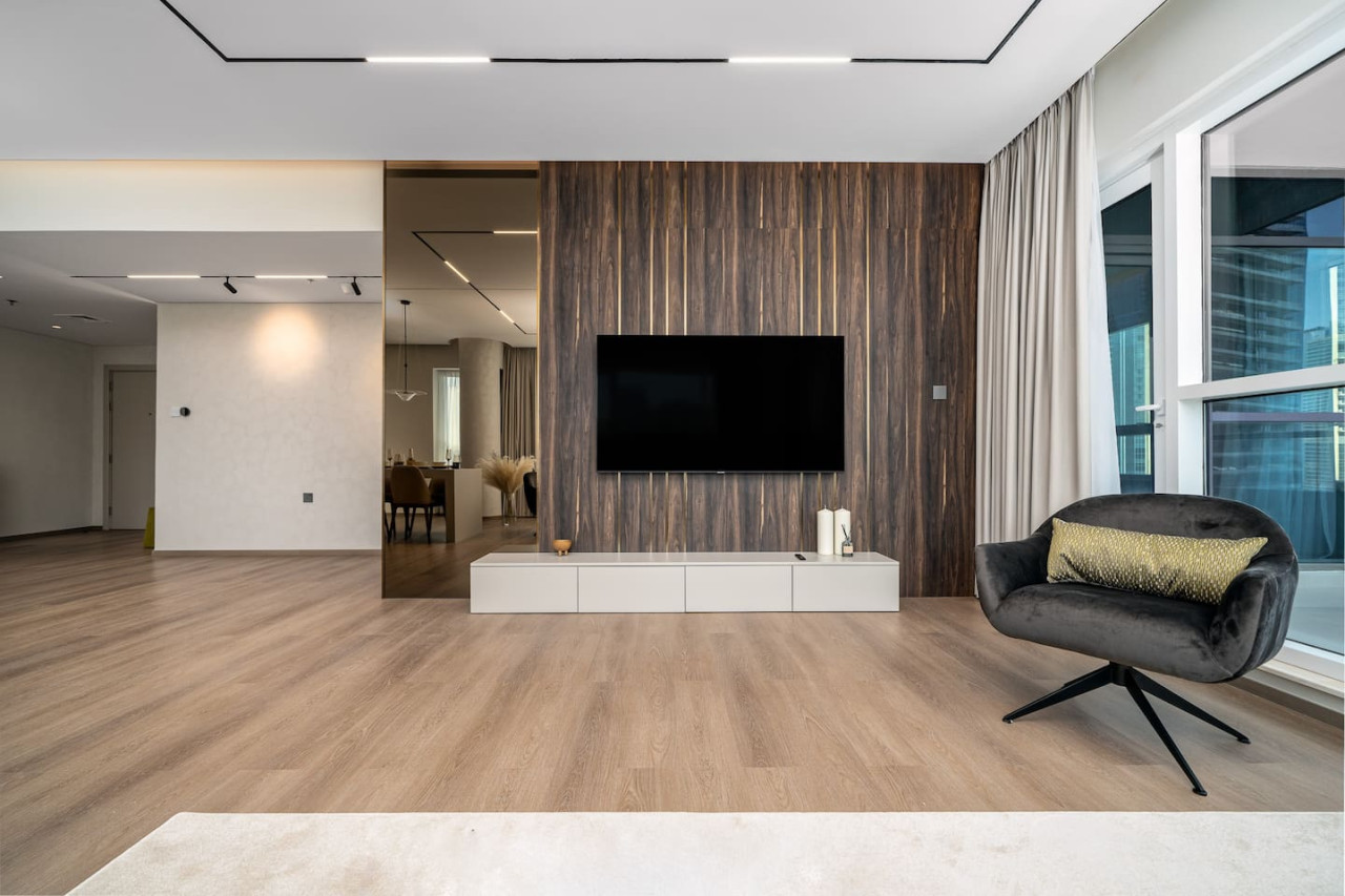 Luxury Living 3BR Marina View - Tecom - Dubai - United Arab Emirates