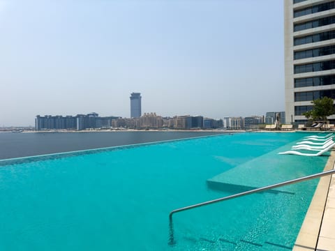 Palm View & Private Beach Access - 2BR