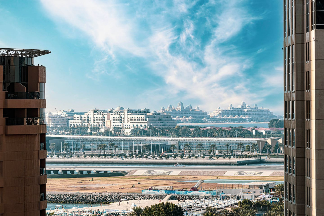 Large &Cozy 2 Bedrooms - Marina - Tecom - Dubai - United Arab Emirates