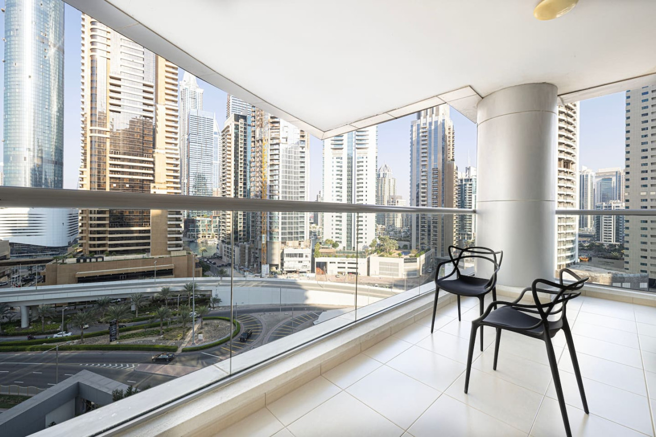 Large &Cozy 2 Bedrooms - Marina - Tecom - Dubai - United Arab Emirates