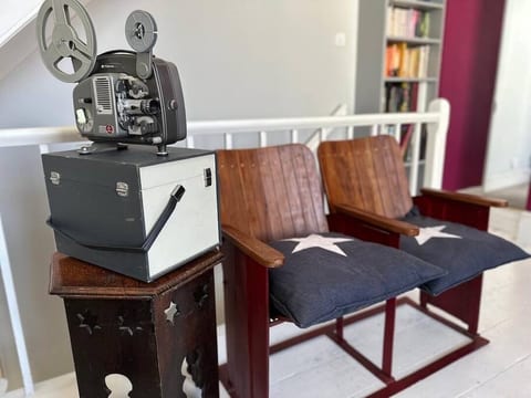 3 bed Georgian Townhouse close to Tunnel Beaches