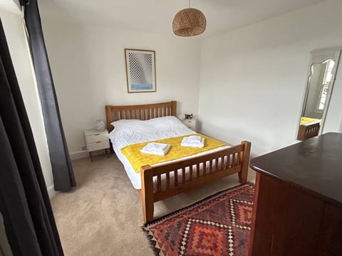 Master Kingsize Bedroom with sea views