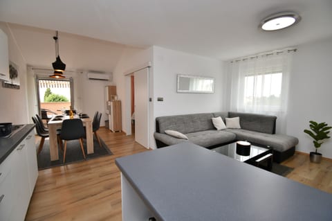 Apartment Bellevue - Unit 375894-13