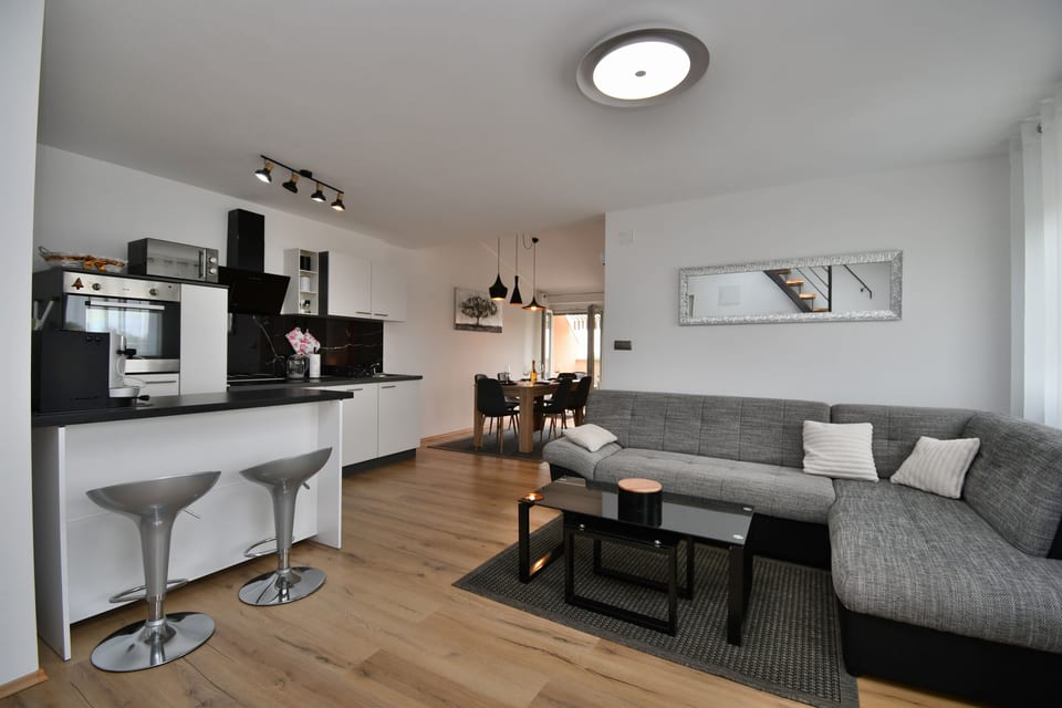 Apartment Bellevue - Unit 375894-13