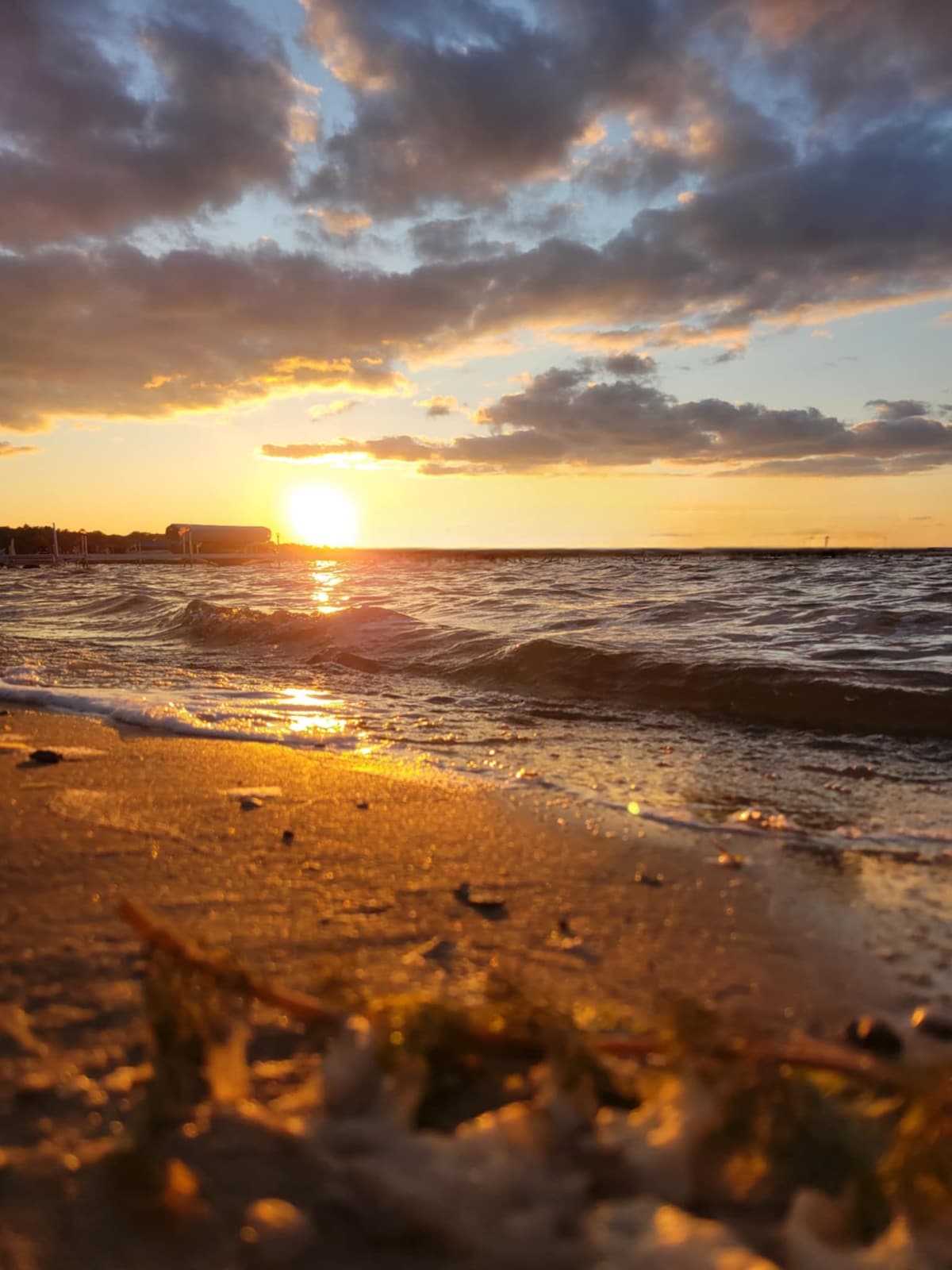 Berry Resort- Sunset Pointe