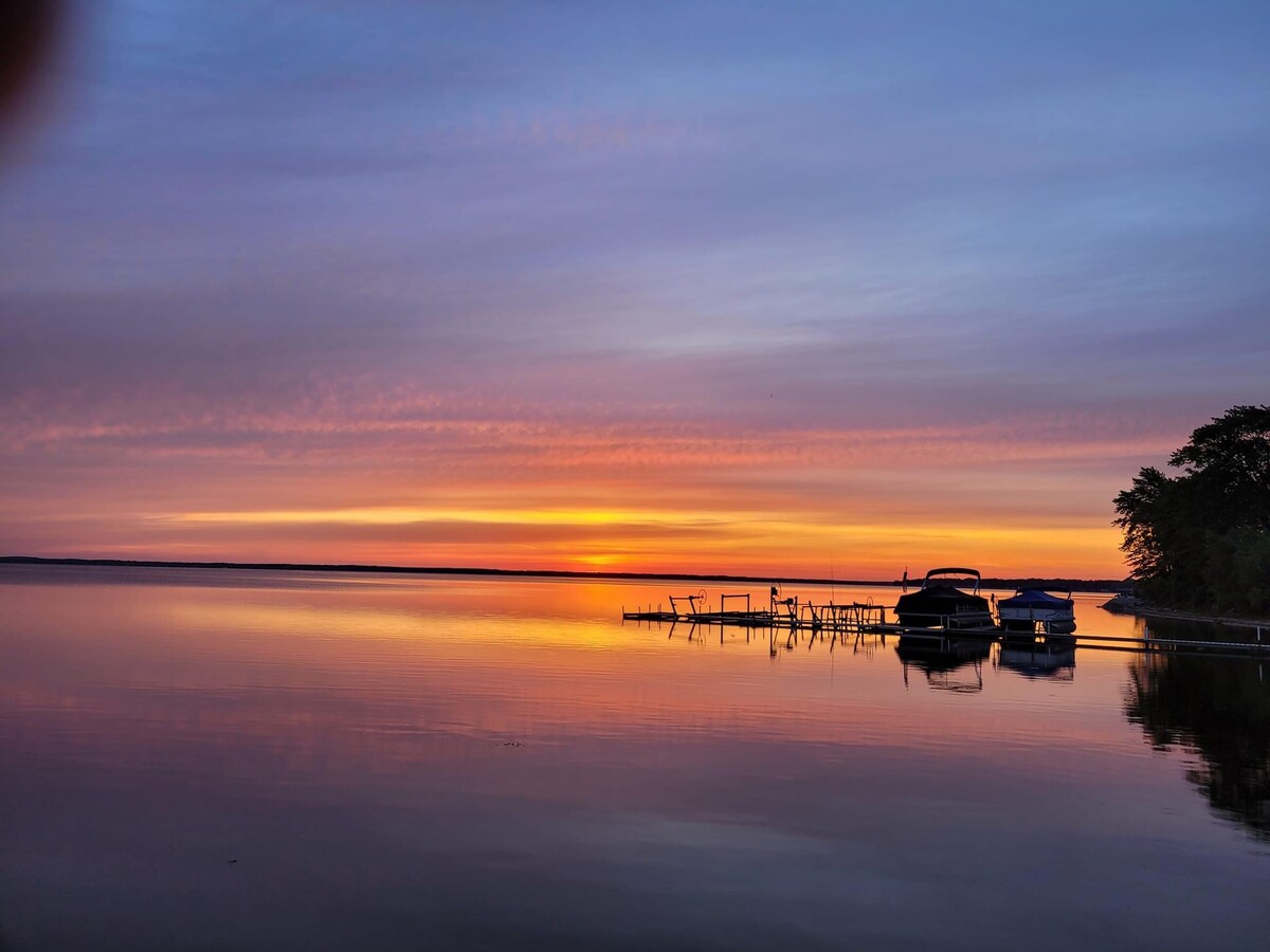 Berry Resort- Sunset Pointe
