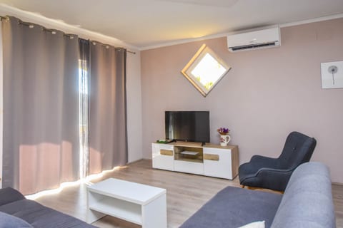 Apartments Svarog - Unit 210771-16