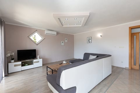 Apartments Svarog - Unit 210771-16