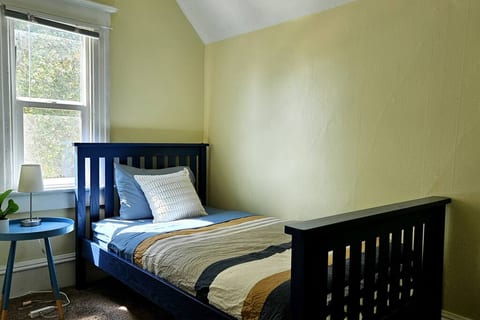 The Waterfront Room in the Central District