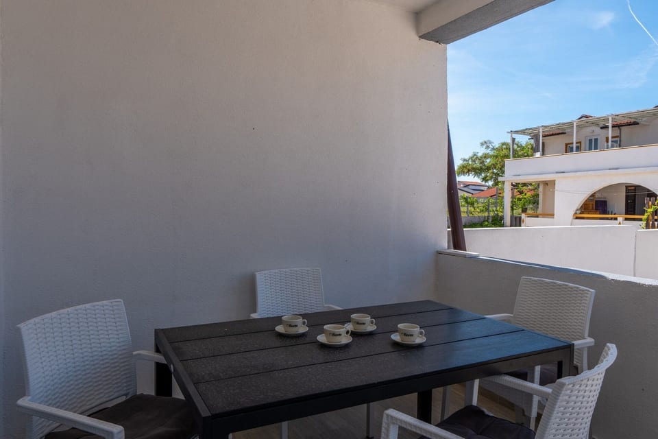 Apartment Simic - Unit 374961-13