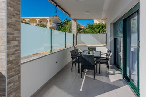 Apartment Marovic - Unit 375856-13