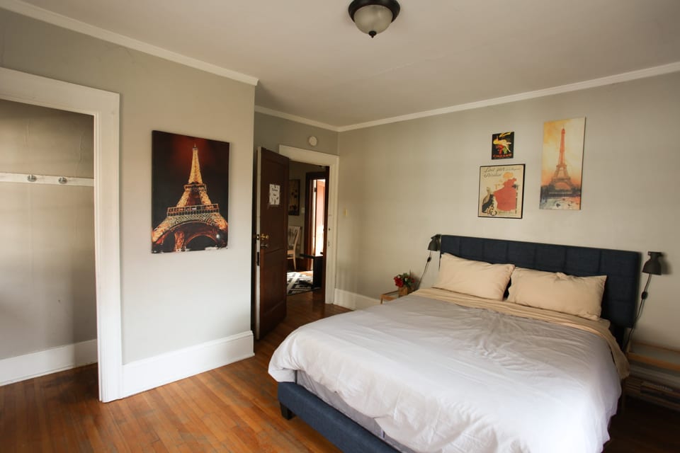 Das Pariser Zimmer im Universitätsviertel - Seattle