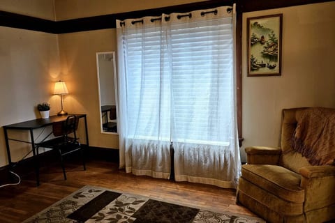 The Fireplace Room in The University District
