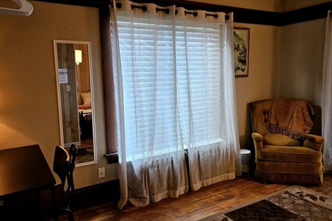The Fireplace Room in The University District