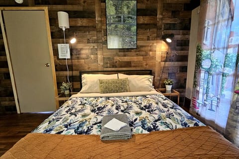The Seattle Room in The University District