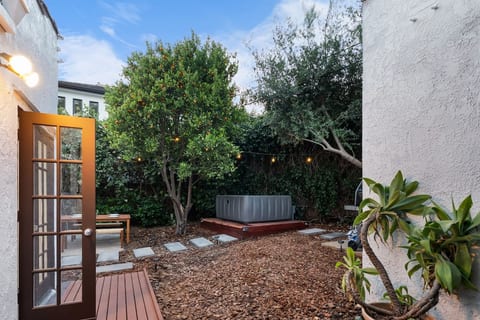 Zen Bungalow in West Hollywood