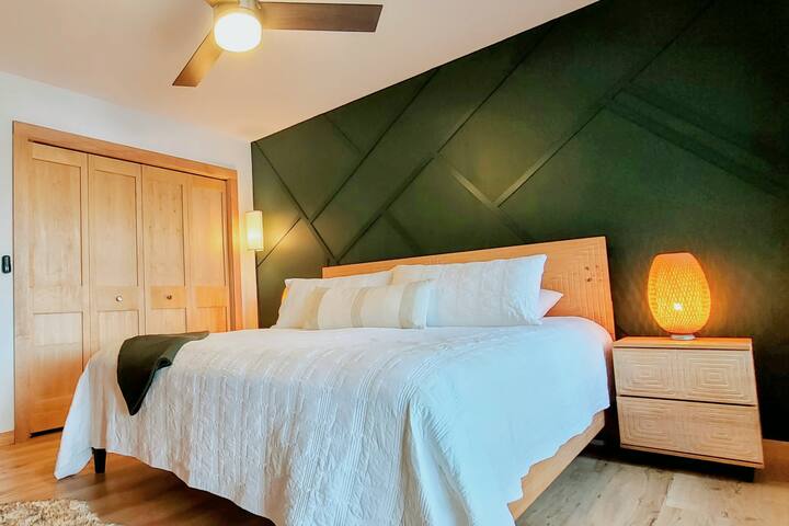 Koselig Cottage on Medicine Lake - Minneapolis