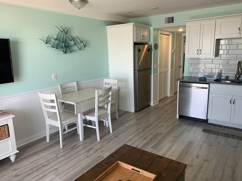 Direct Oceanfront 4th Floor Amazing Views 402B