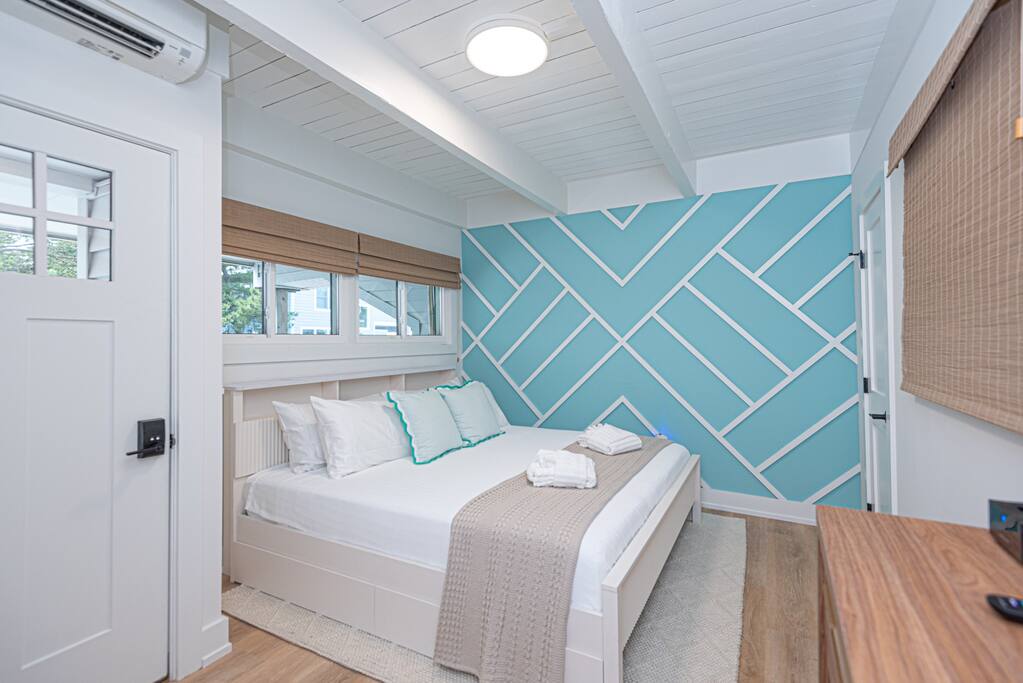 coastal-crush-private-beach!-fall-dates-open!/